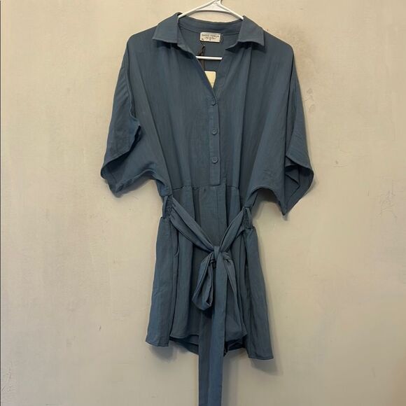 Dress Forum Blue tie waist romper Size M New - Picture 1 of 9
